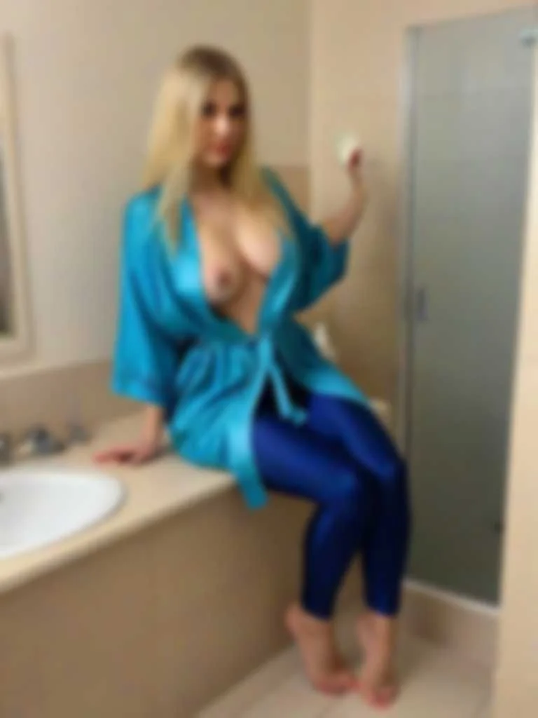 Полина